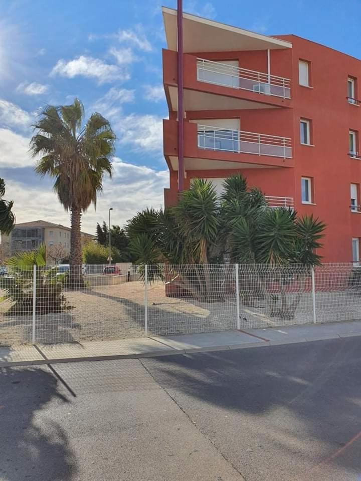 Logement Entier, Calme, Hyper Equipe Saint Laurent de la Salanque Bagian luar foto